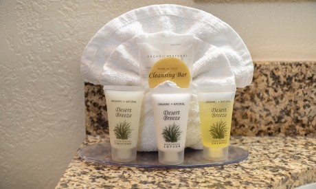 Welcome To Sea Breeze Inn - Signature Toiletries