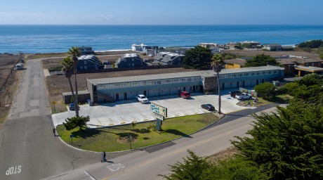 Welcome To Sea Breeze Inn - Exterior View